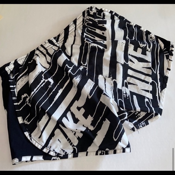 ✅Nike shorts✅ - Picture 3 of 5